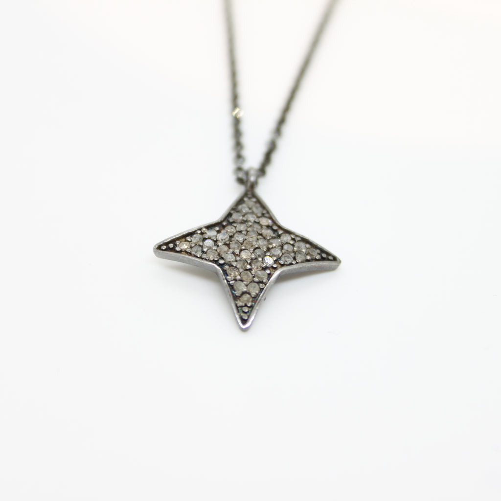 Pavè Diamond Star Necklace