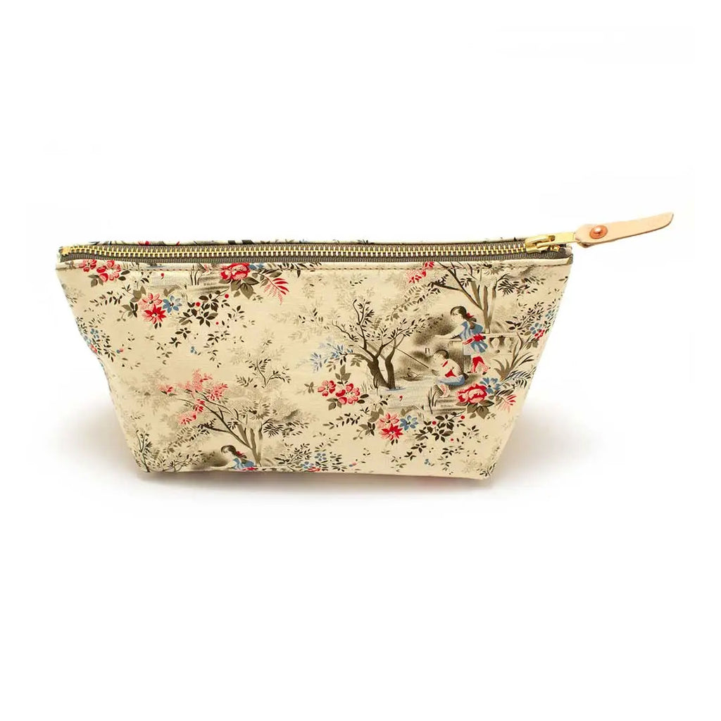 Toile Travel Clutch - Vintage Fabric